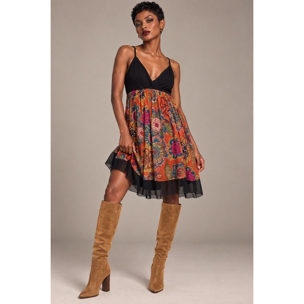 London Times Size 6 Floral Paisley Empire Waist Dress